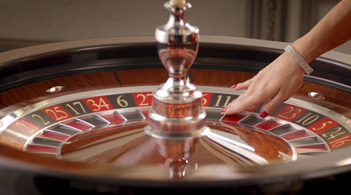 Live dealers at online casinos